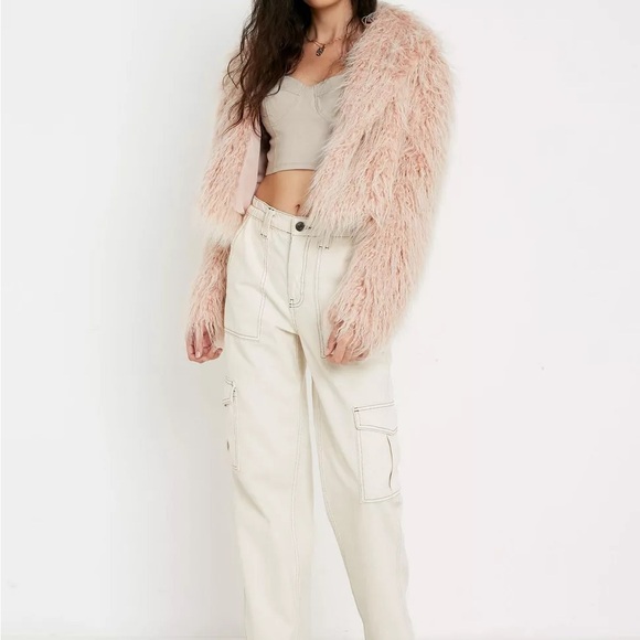 Women's Pink Fuzzy Faux Fur Jacket - New without tags - Picture 3 of 4